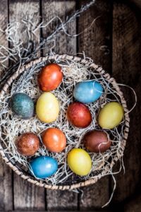 assorted-colored eggs